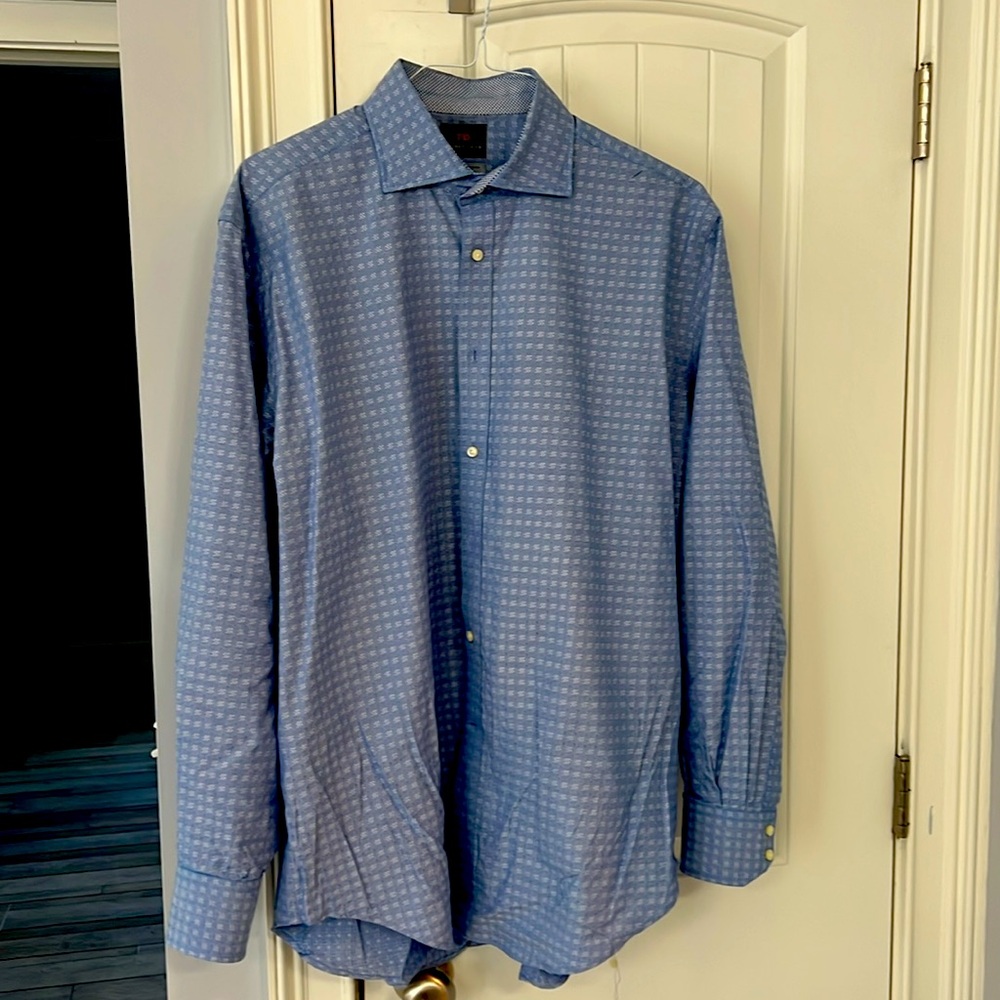 Thomas Dean - XL 100% Cotton untuck shirt.  Worn 4 times!
